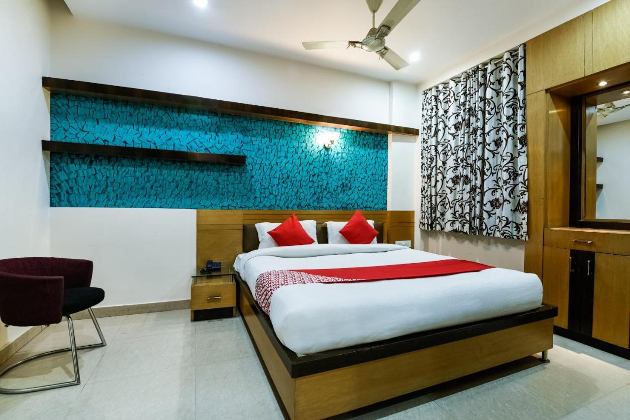 Oyo 30414 Hotel Us Residency Aurangabad  Екстериор снимка