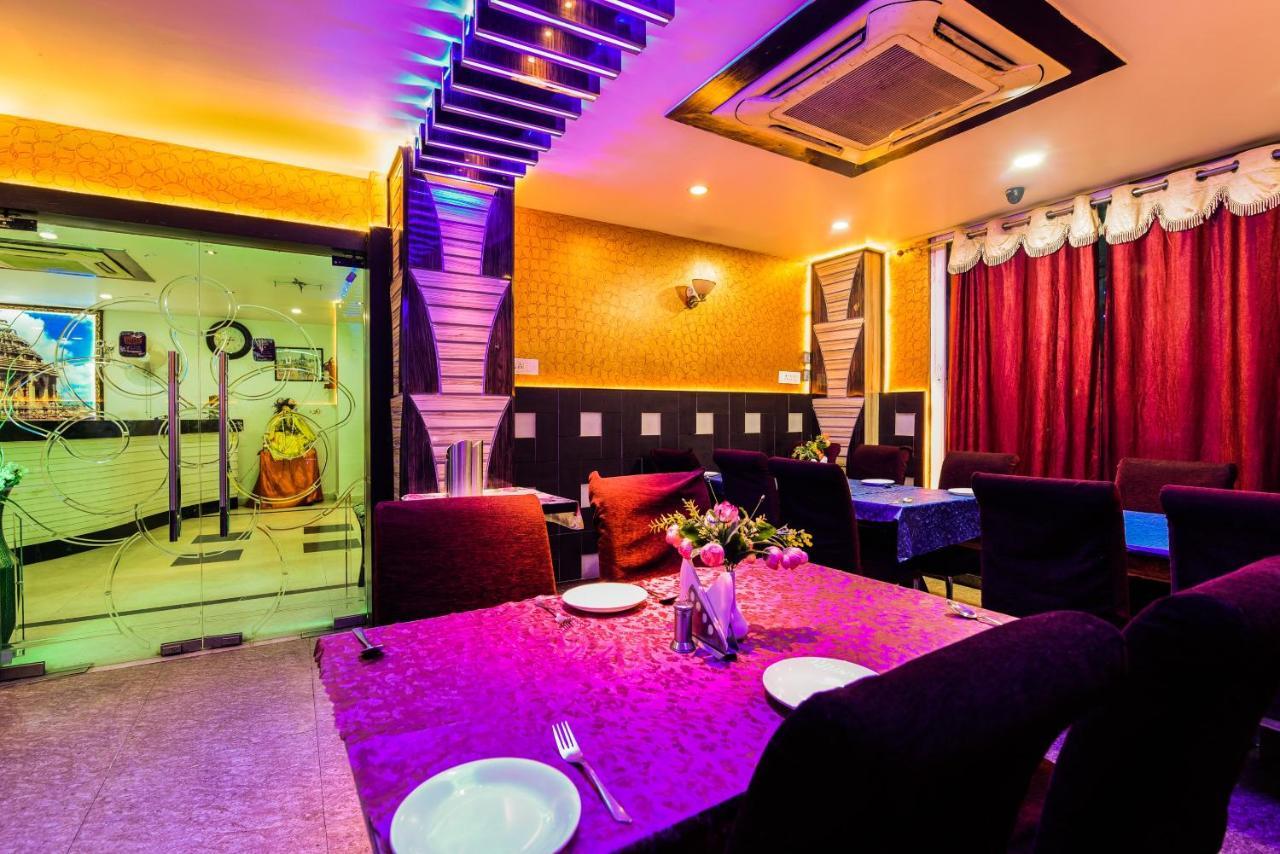 Oyo 30414 Hotel Us Residency Aurangabad  Екстериор снимка