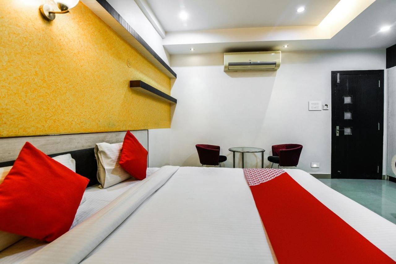 Oyo 30414 Hotel Us Residency Aurangabad  Екстериор снимка