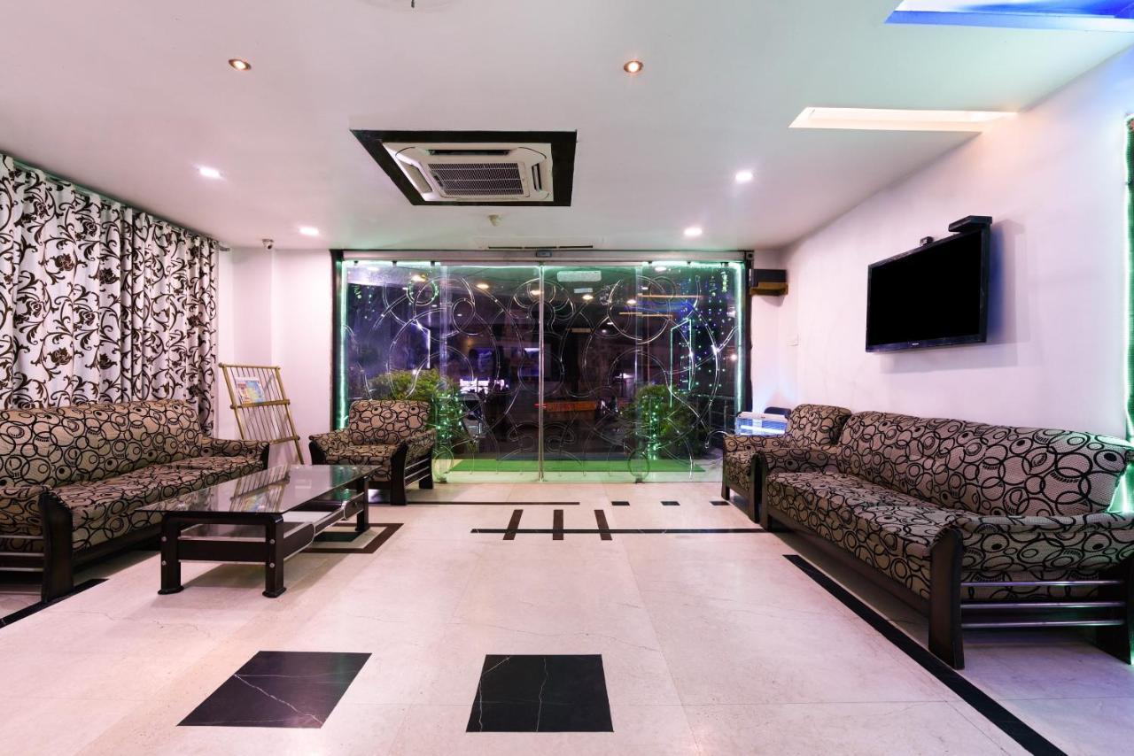 Oyo 30414 Hotel Us Residency Aurangabad  Екстериор снимка